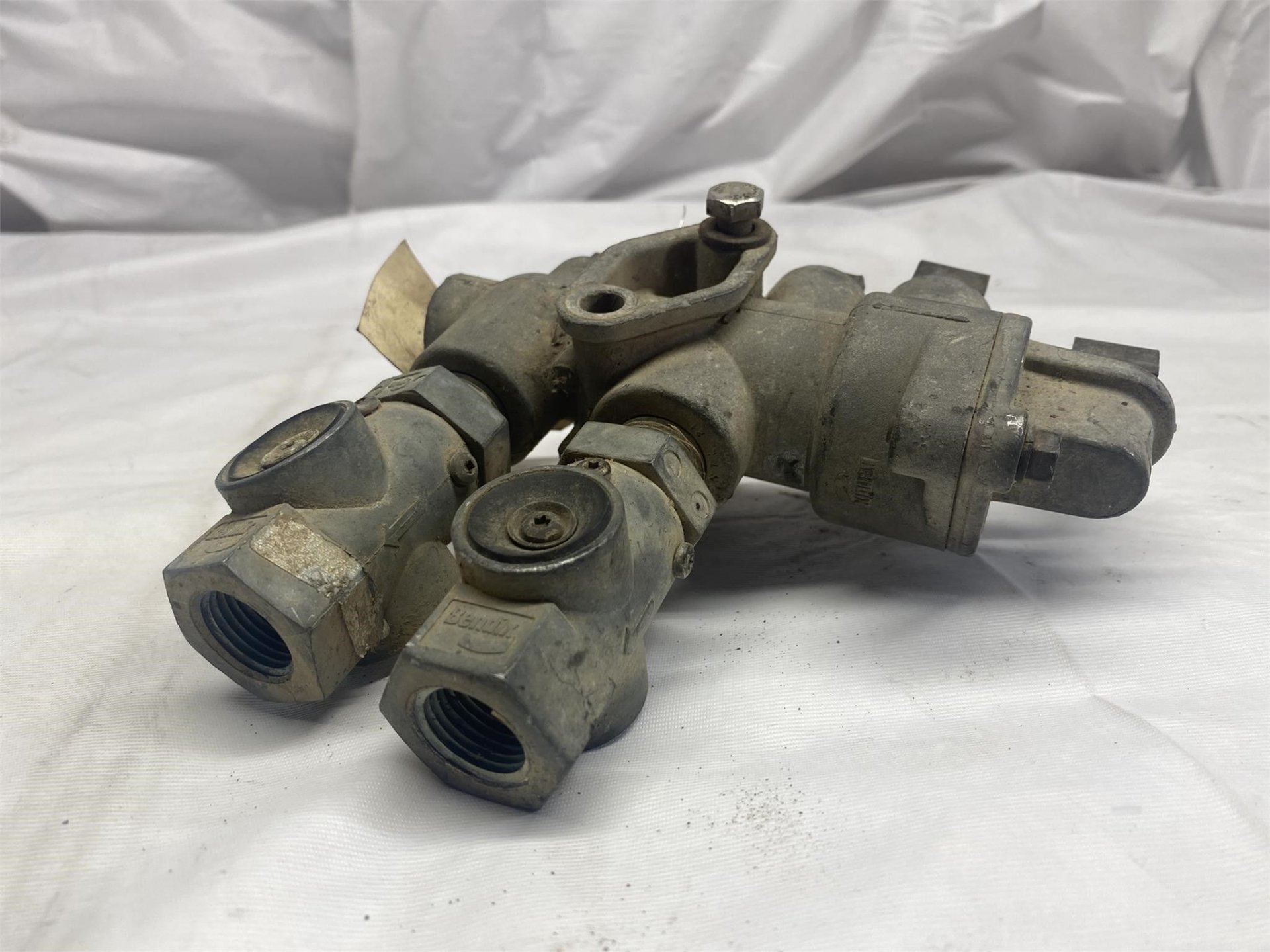 Used FREIGHTLINER T112708 Air Brakes and Hardware in Emerson, IA ...