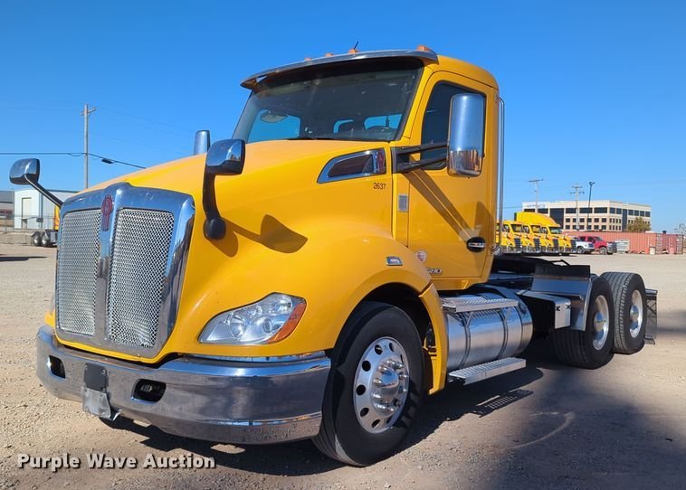 Used 2020 Kenworth T680 Conventional Day Cab in Oklahoma City, OK